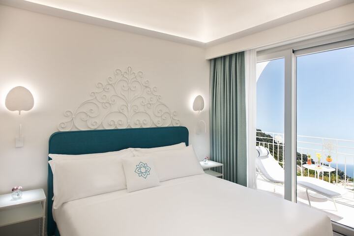 Room 21 of 111