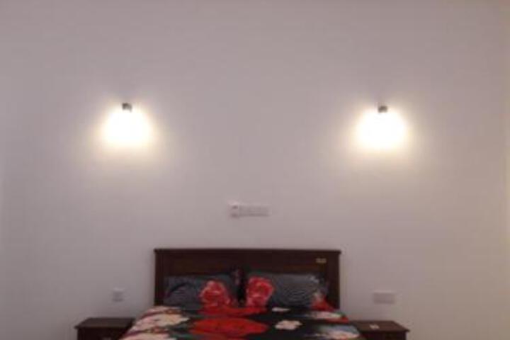 Room 8 of 8
