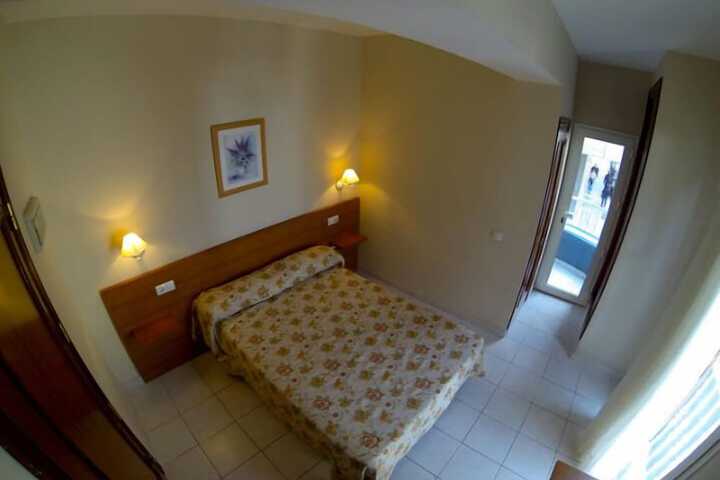 Room 5 of 30