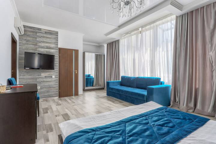 Room 26 of 49