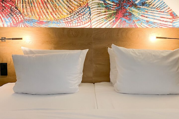 Room 21 of 54