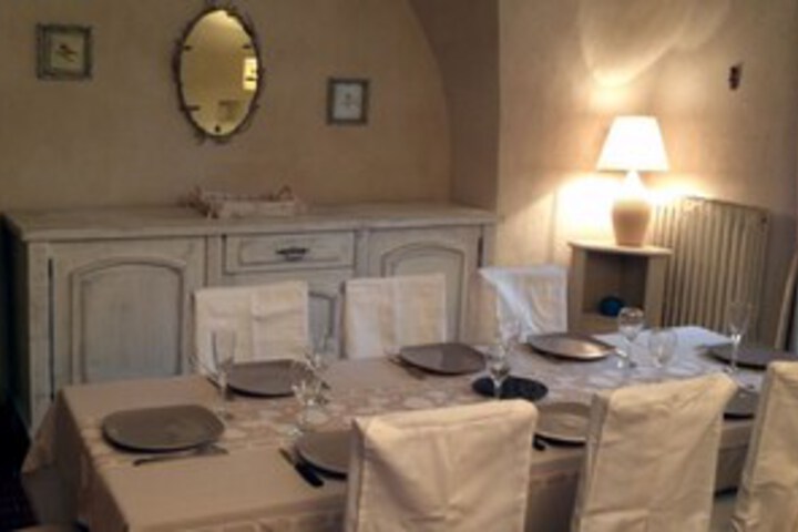 Room 14 of 24