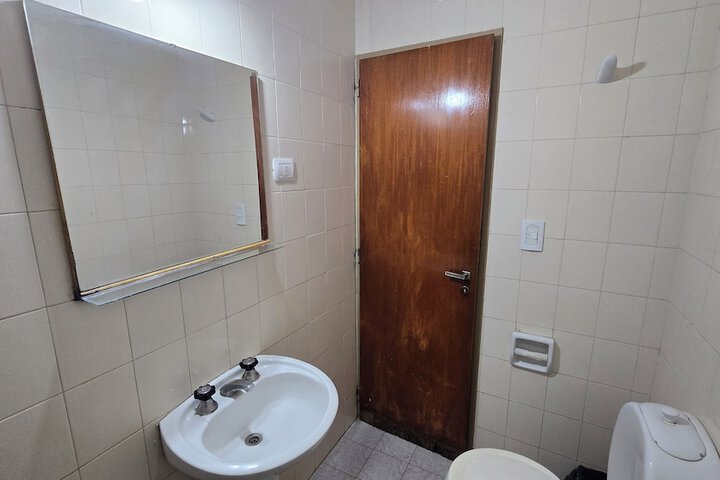 Room 21 of 25