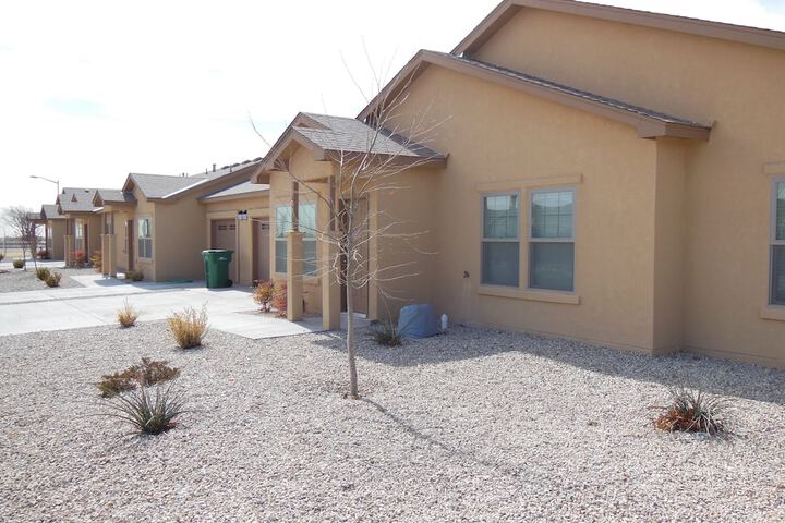 Desert Trails Luxury Suites in Hobbs, NM