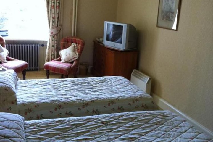 Room 17 of 46