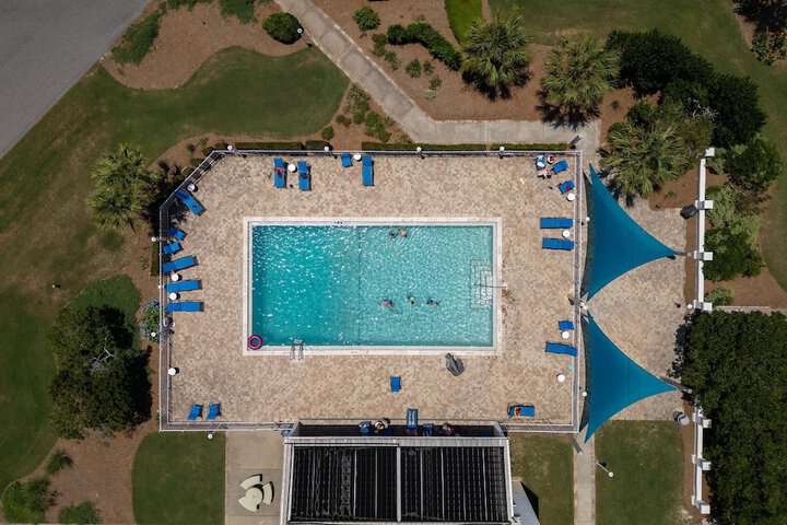 Pool 46 of 71