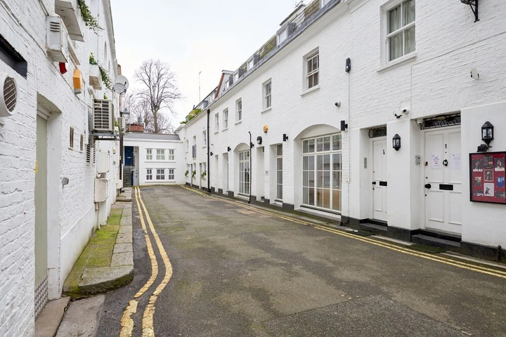 Romantic 3BR in Bayswater by Sonder