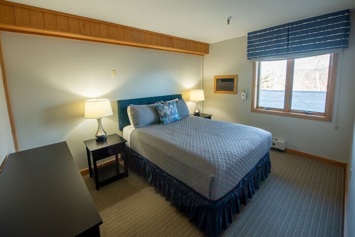 Room 35 of 125