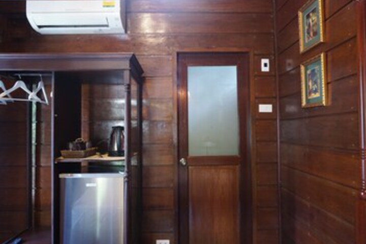 Room 17 of 21