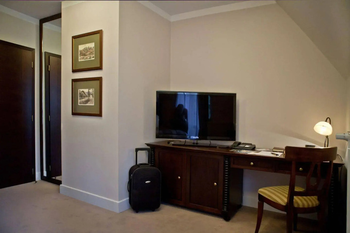 Photo 11