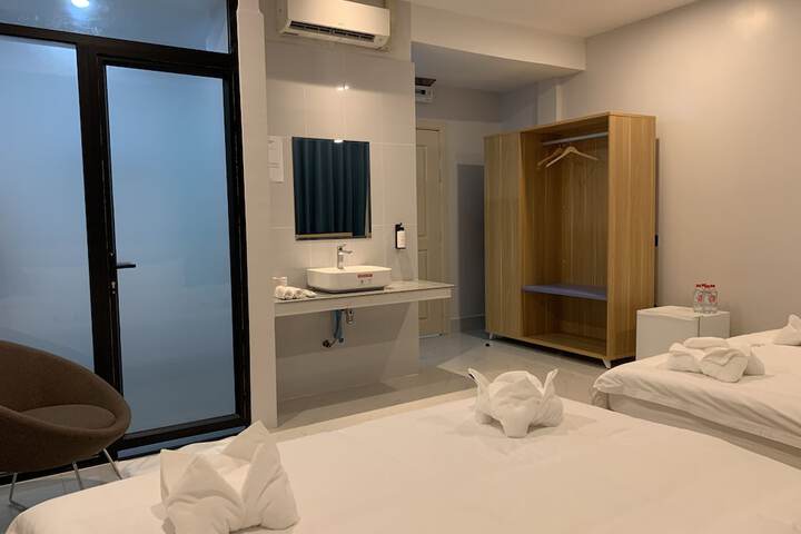 Room 15 of 54
