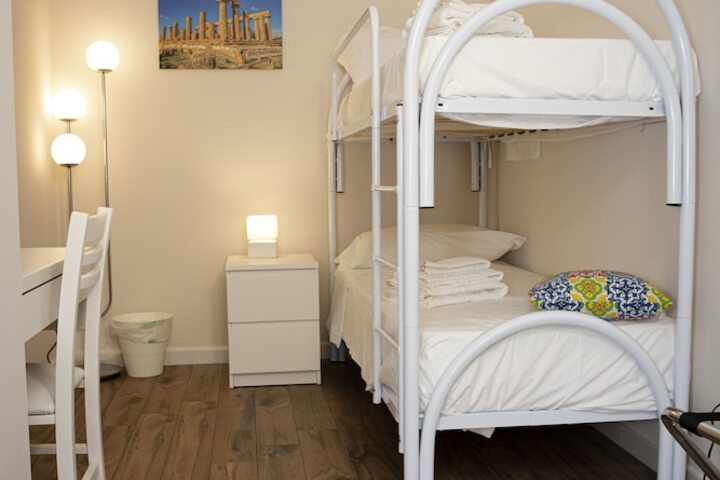 Room 10 of 49