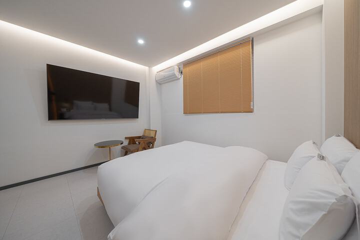 Room 26 of 116