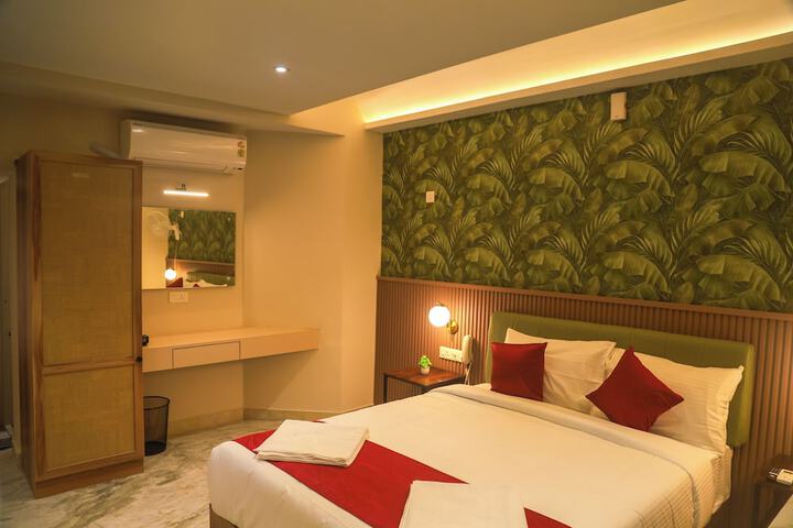 Room 6 of 65