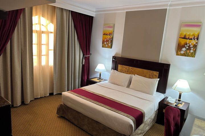 Room 20 of 49