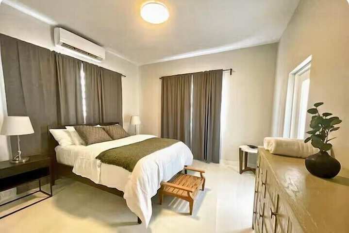 Breathtaking 3-Br Beachside Apt in San Juan