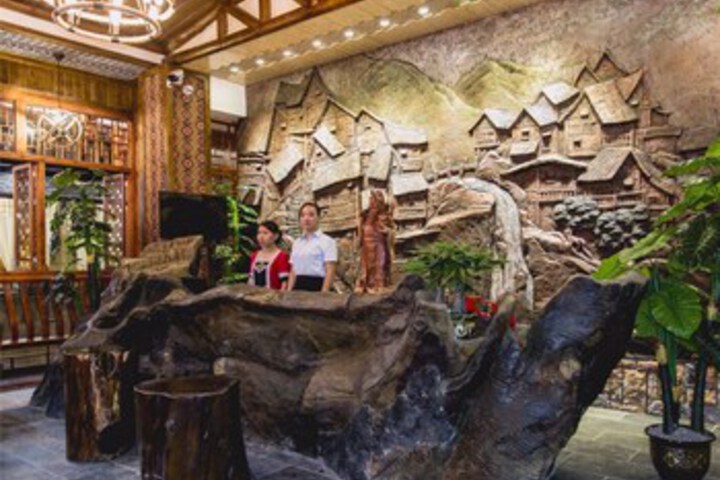 Hotel Interior 17 of 26