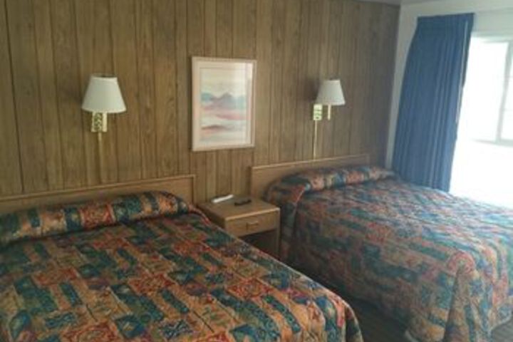 Room 6 of 11