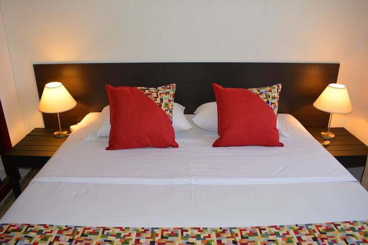 Room 10 of 46