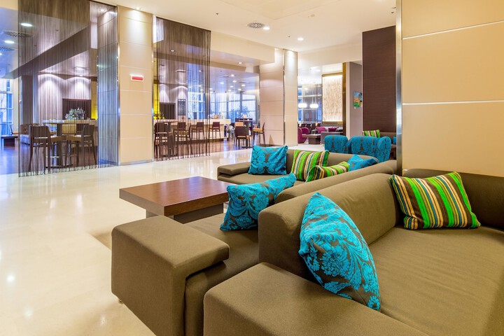 Hotel Interior 5 of 168