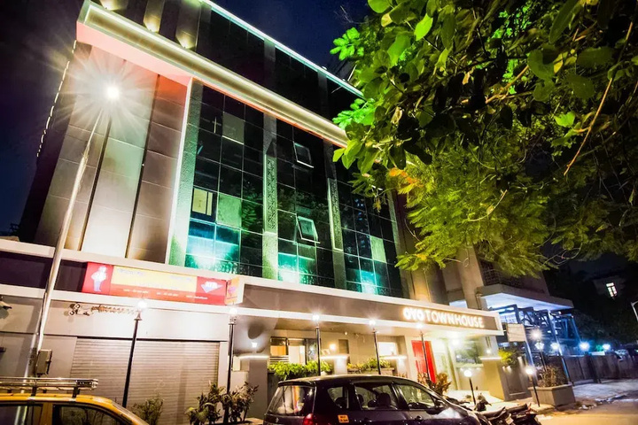 Image of HOTEL SUPREME BY OYO ROOMS