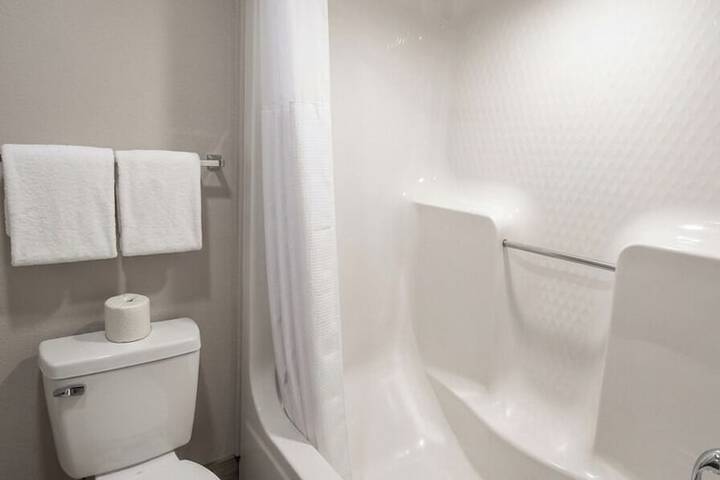 Clean Restrooms