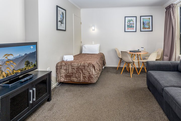 Room 71 of 188