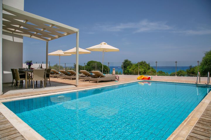 Pool Hotel