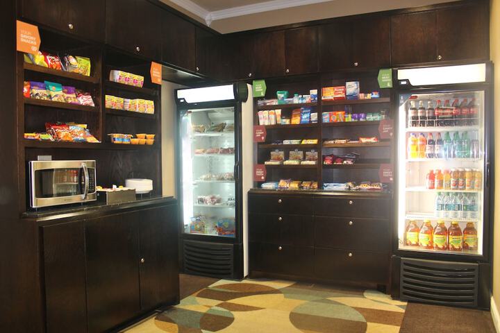 Snack bar