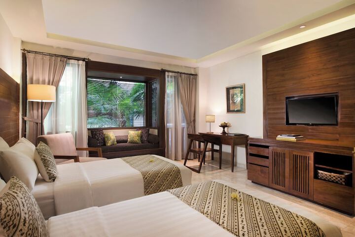 Room 10 of 36