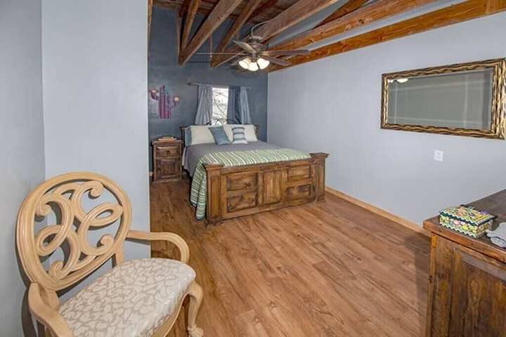 Room 12 of 23