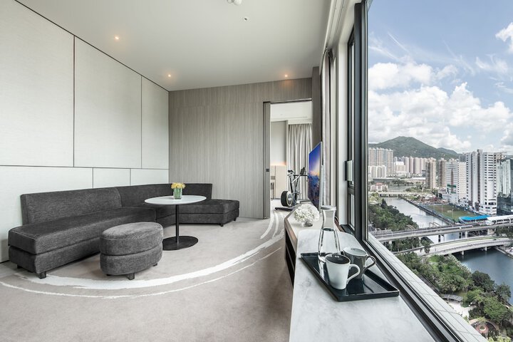 Room 15 of 44