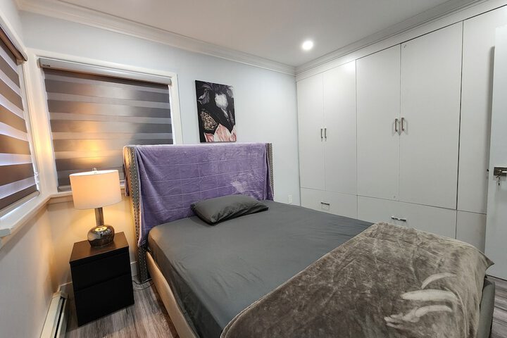 Room 2 of 30