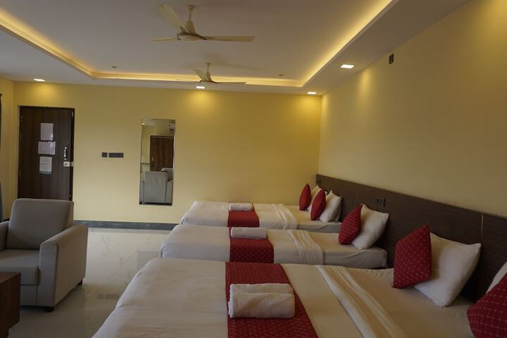 Room 43 of 128