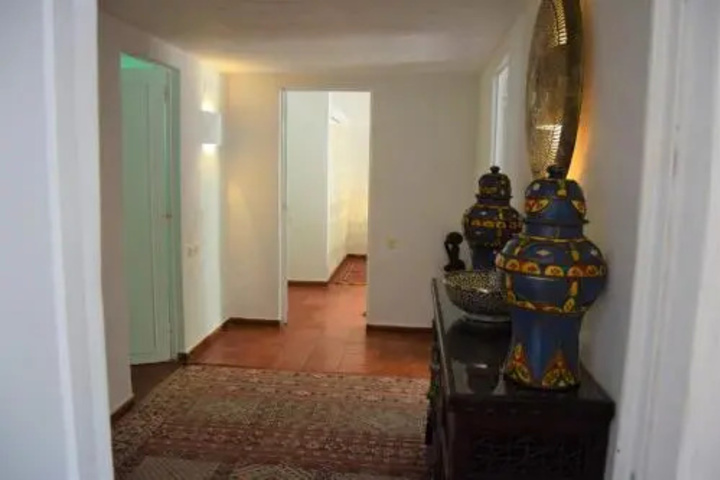 Room 10 of 22