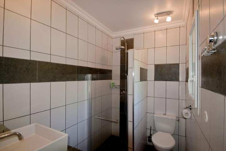 Room 15 of 15