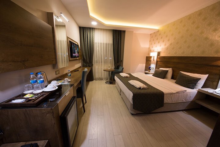 Room 9 of 49