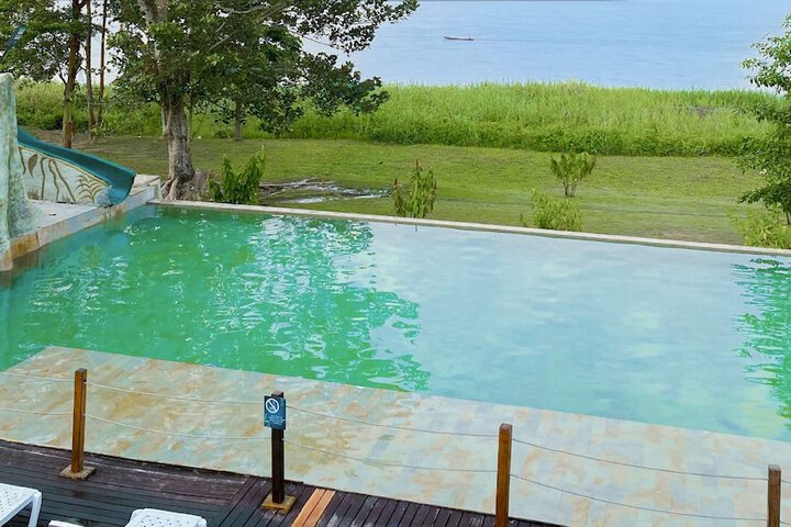 Hotel with Pool