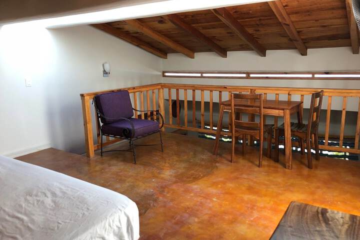 Room 15 of 138