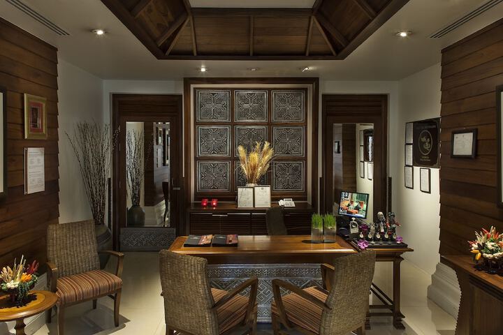 Hotel Interior 62 of 142