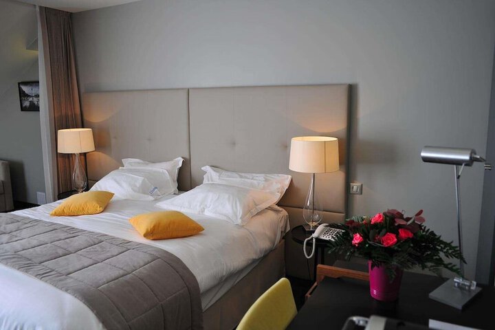 Room 22 of 80