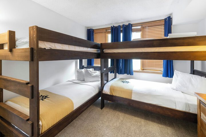 Room 42 of 226