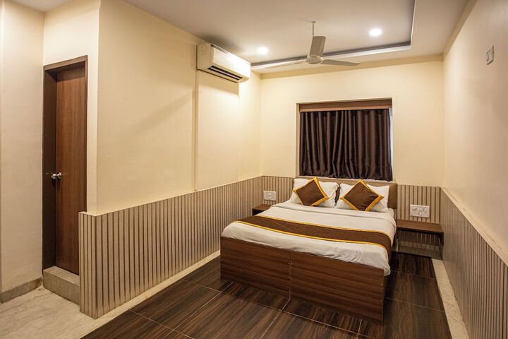 Room 4 of 22