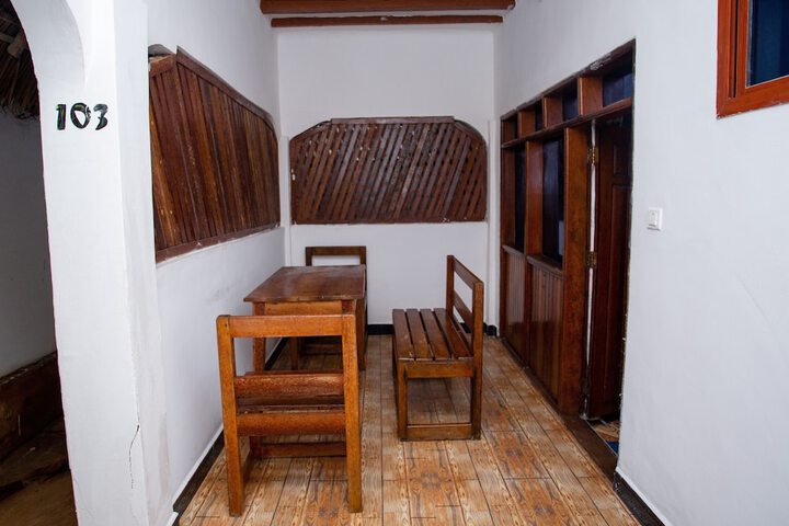 Room 11 of 49