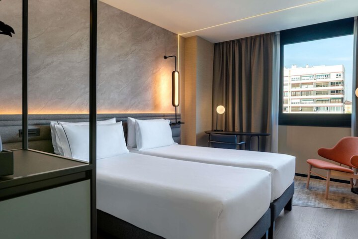 Room 38 of 110