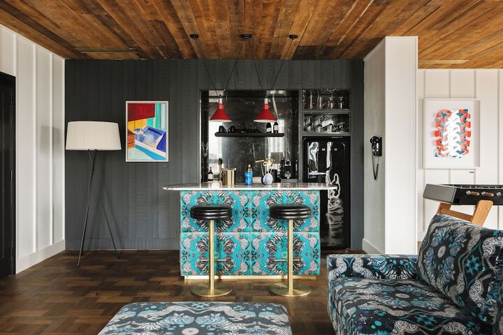 Lounge 39 of 75