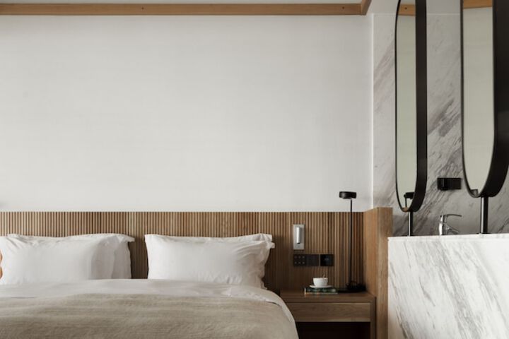 Room 39 of 182