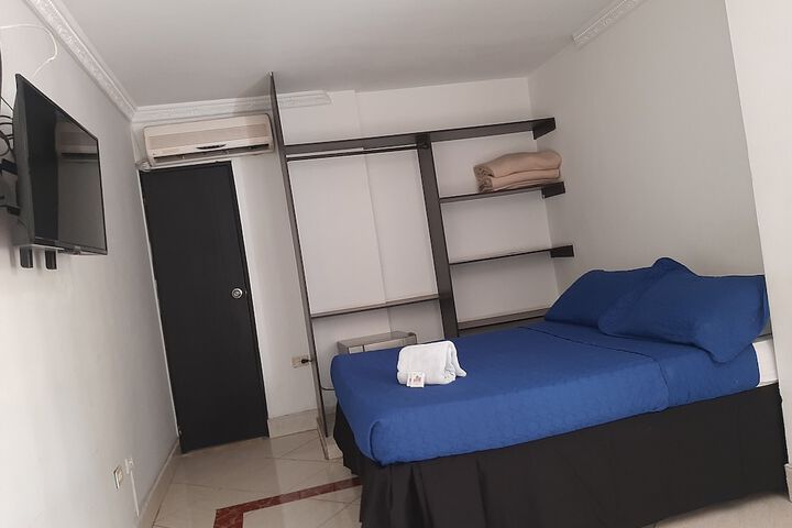 Room 3 of 3