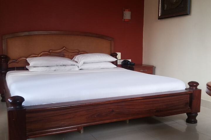 Room 7 of 46