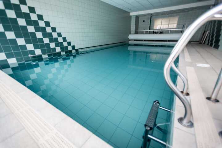 Hotel Pool